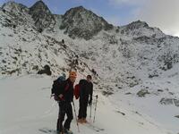 Heureusement la neige est bonne à skier Heureusement la neige est bonne à skier